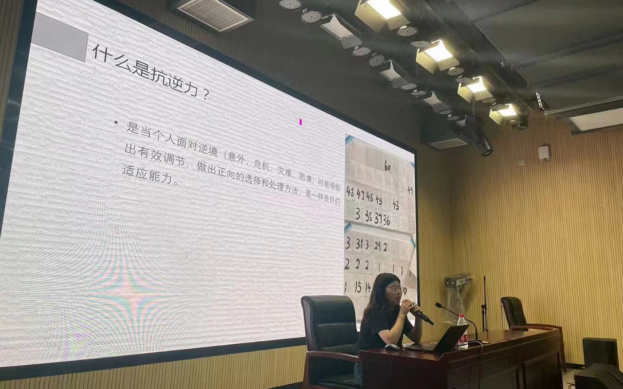 平舆董玉娣中学